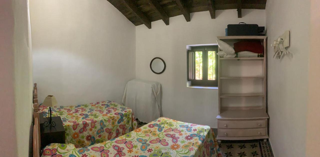 Affittacamere La Fuente De El Nacimiento Benamahoma Esterno foto
